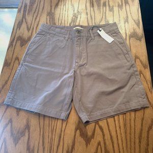 Taylor Stitch - The Foundation Short in Organic Steeple Grey